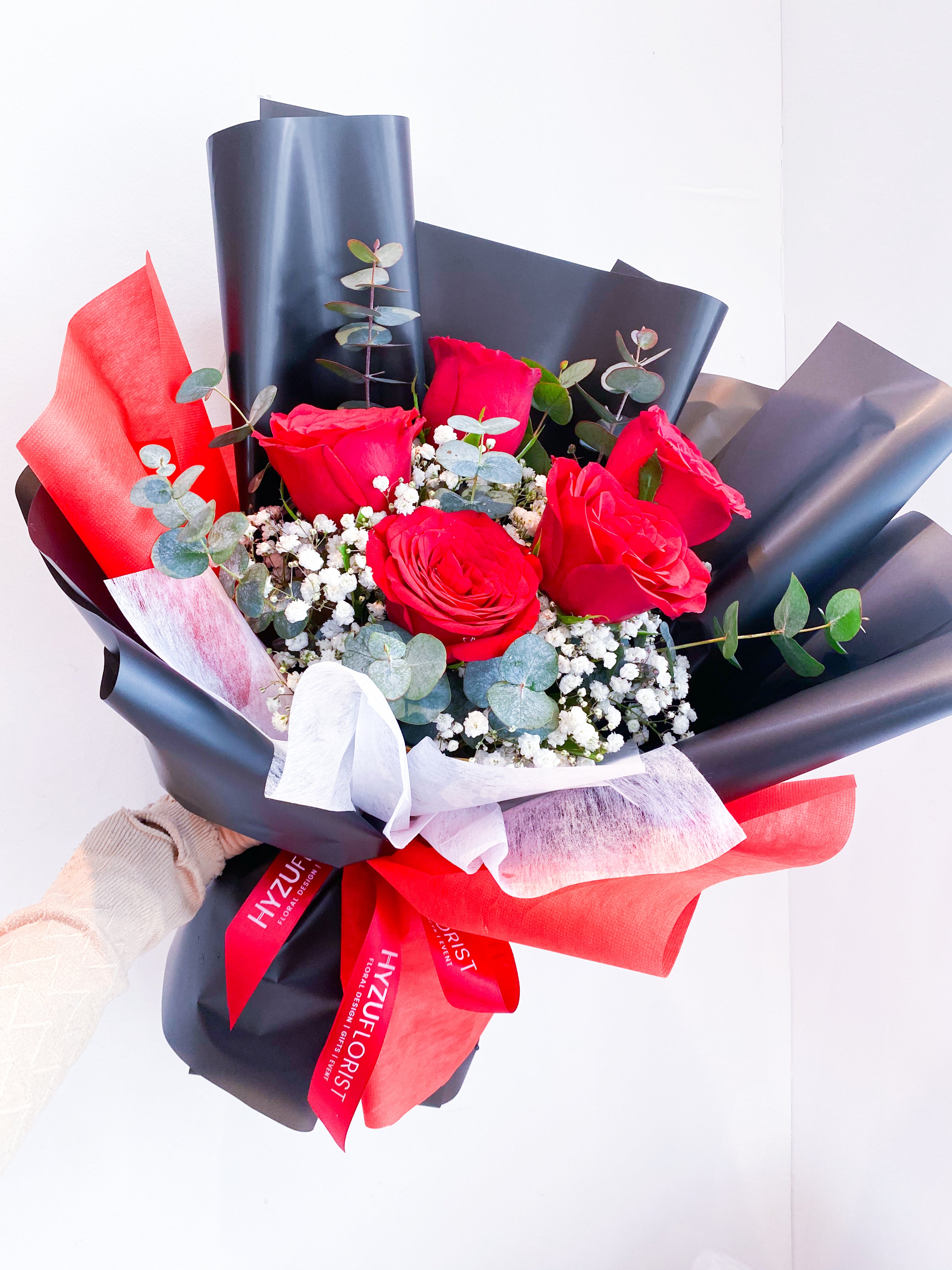 5 Stalks Fresh Roses Bouquet