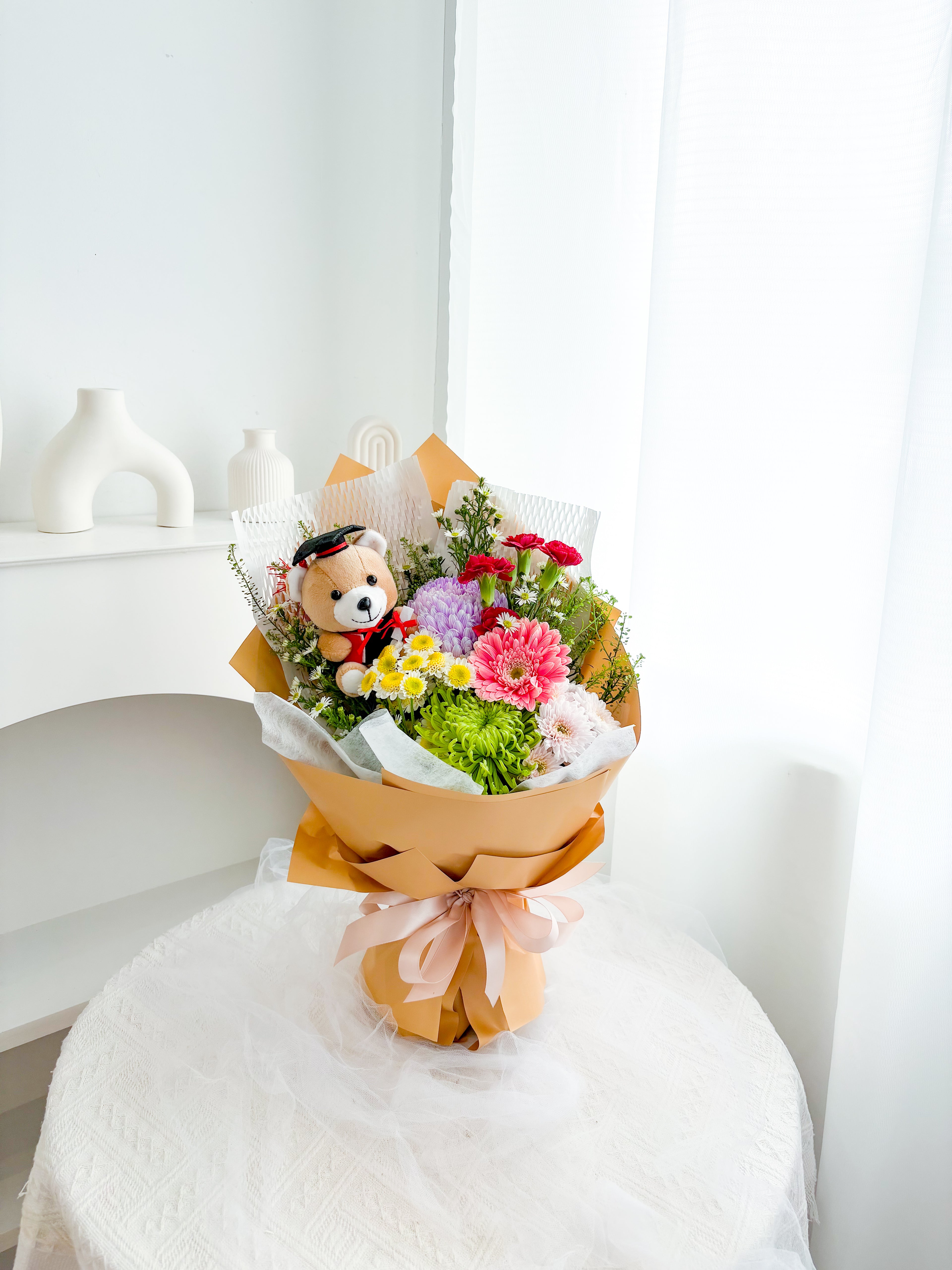 Thumbelina Bouquet with Grad Teddy