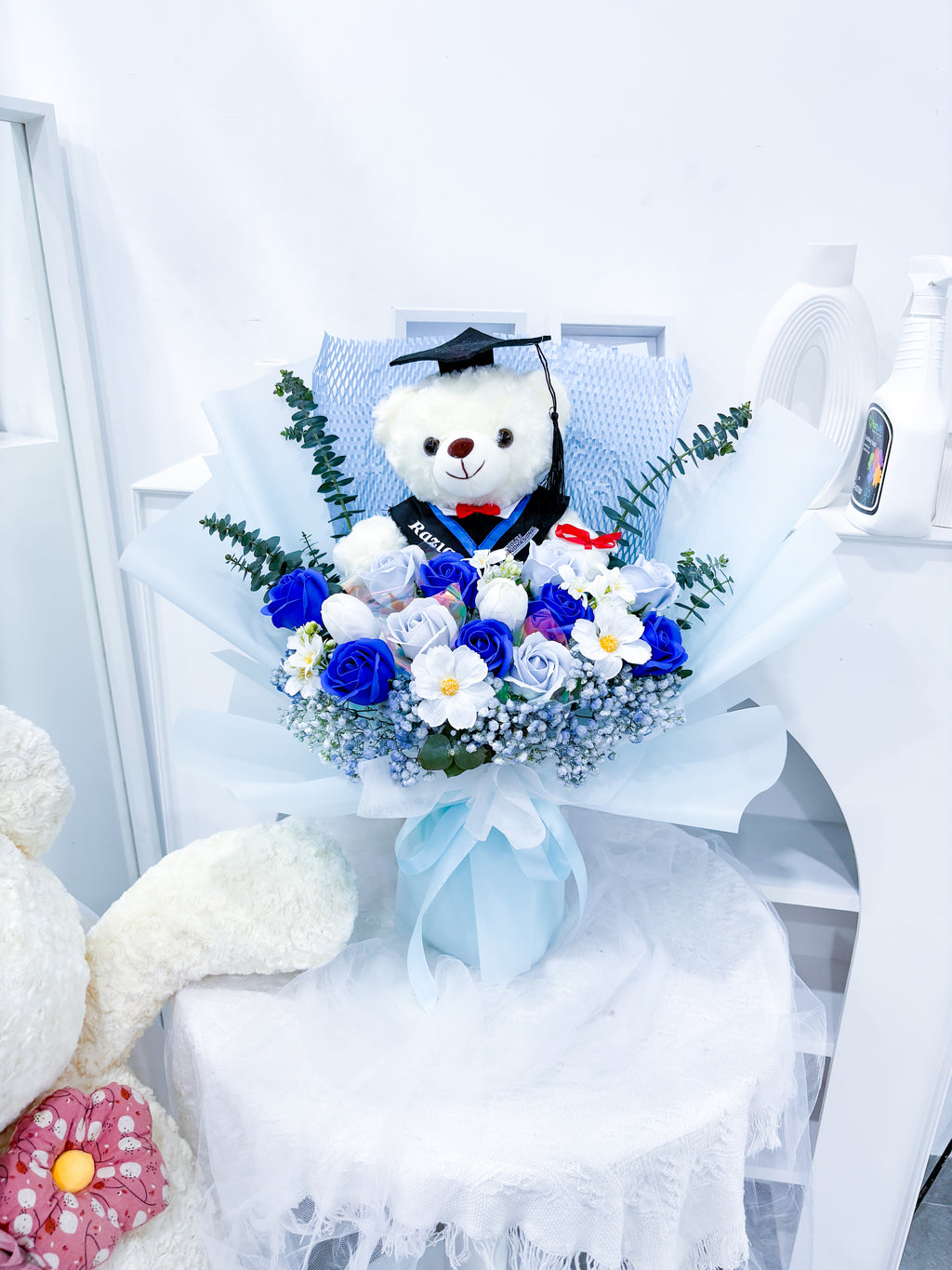 Premium Grad Teddy Bouquet