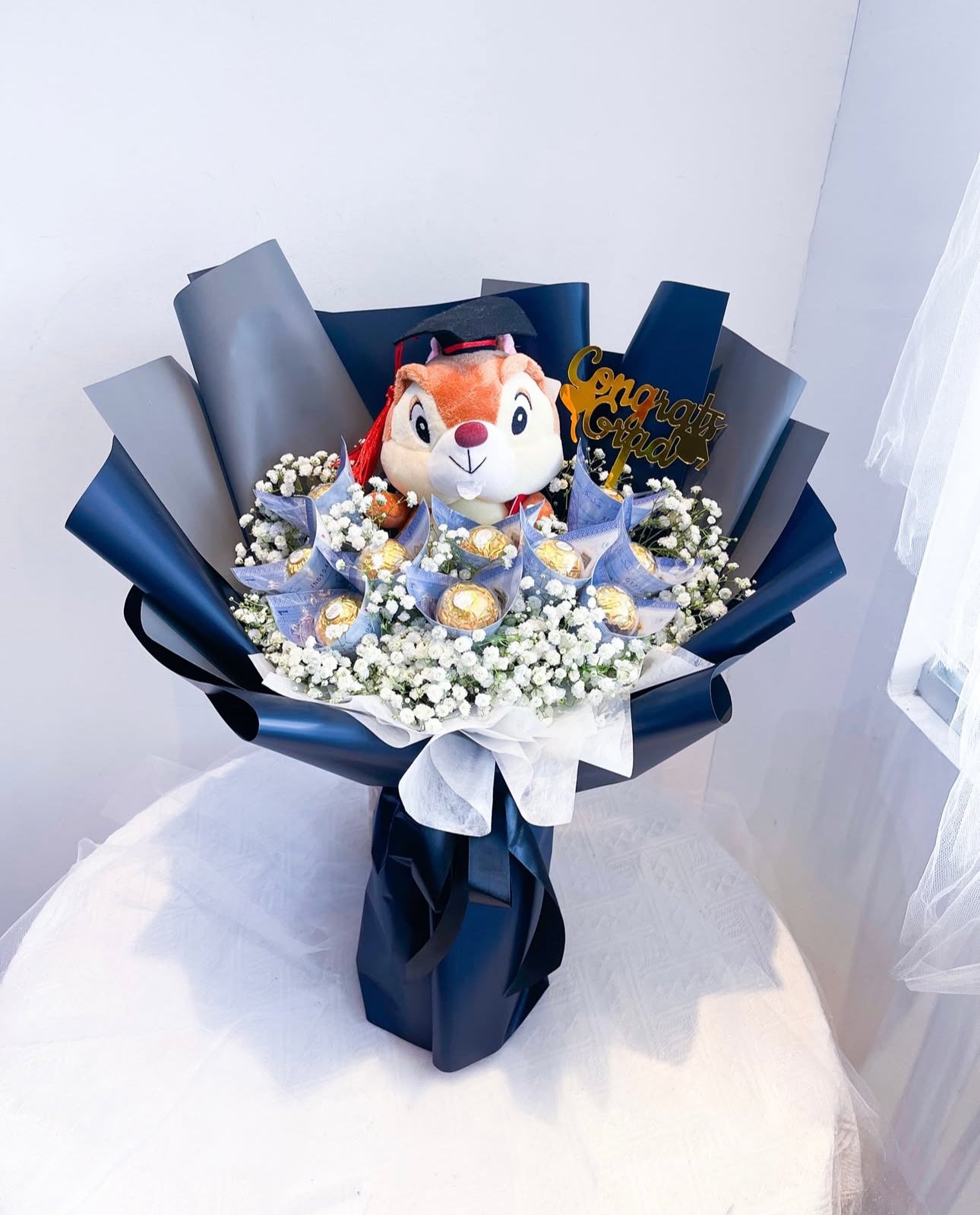 Cash Pops Money Bouquet with Grad Teddy