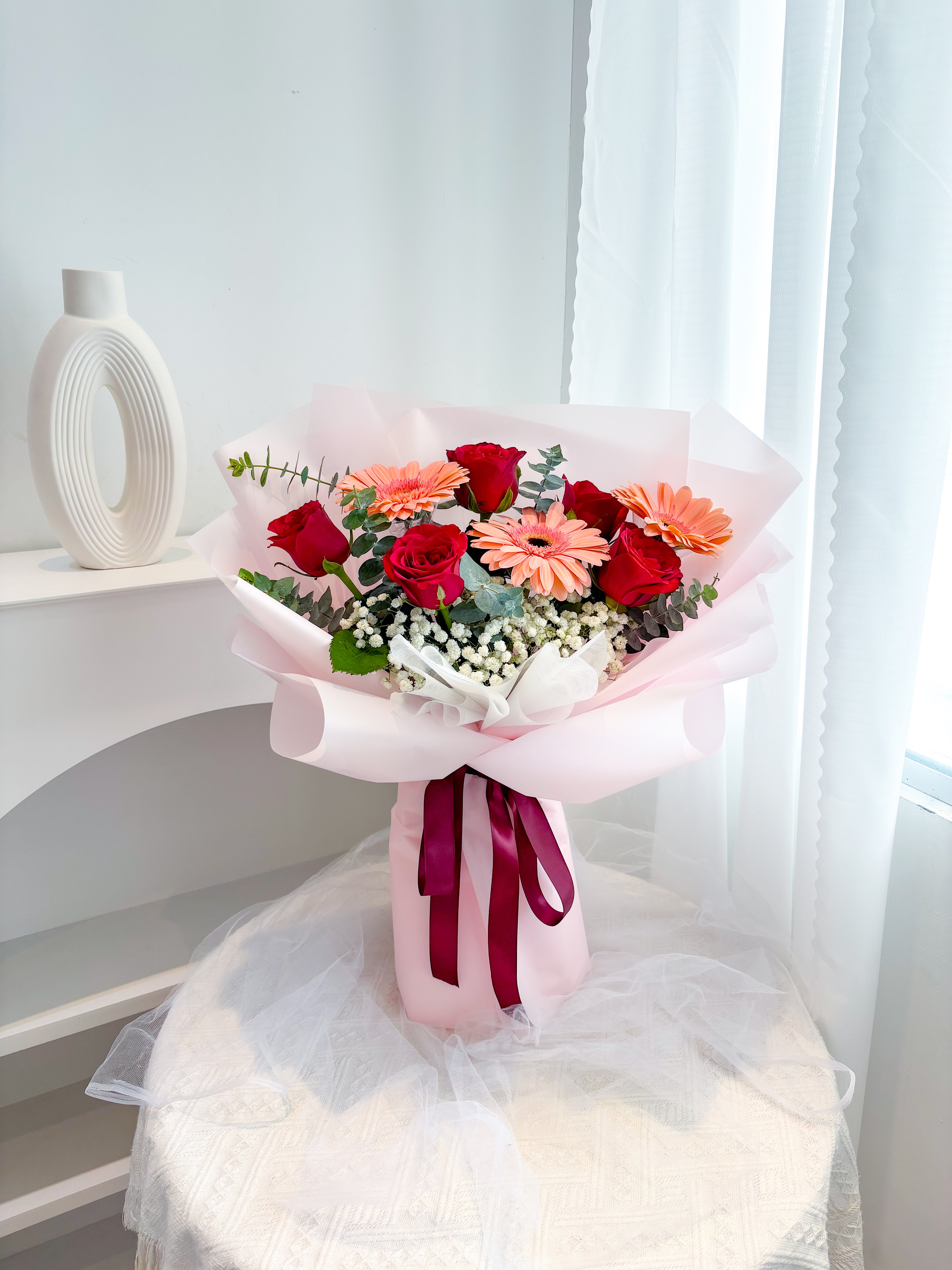 8 Stalks Fresh Roses-Gerberas Bouquet