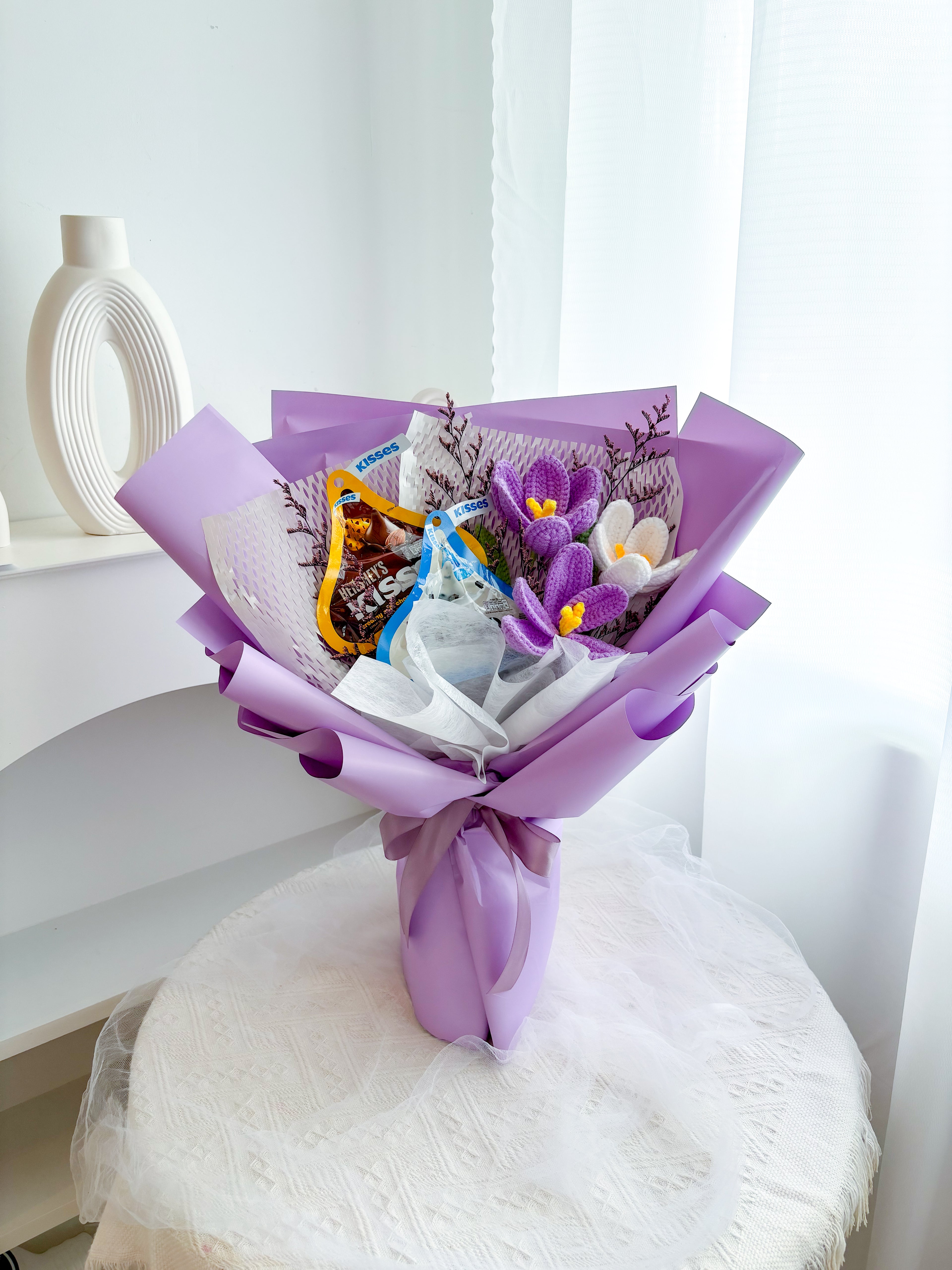 Light Crochet Tulips & Chocolates Bouquet Plum Set