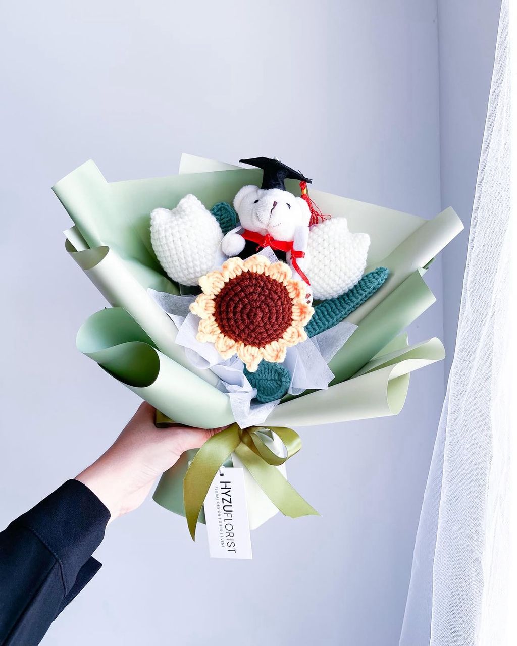 Trio Crochet Mix Bouquet with Grad Teddy