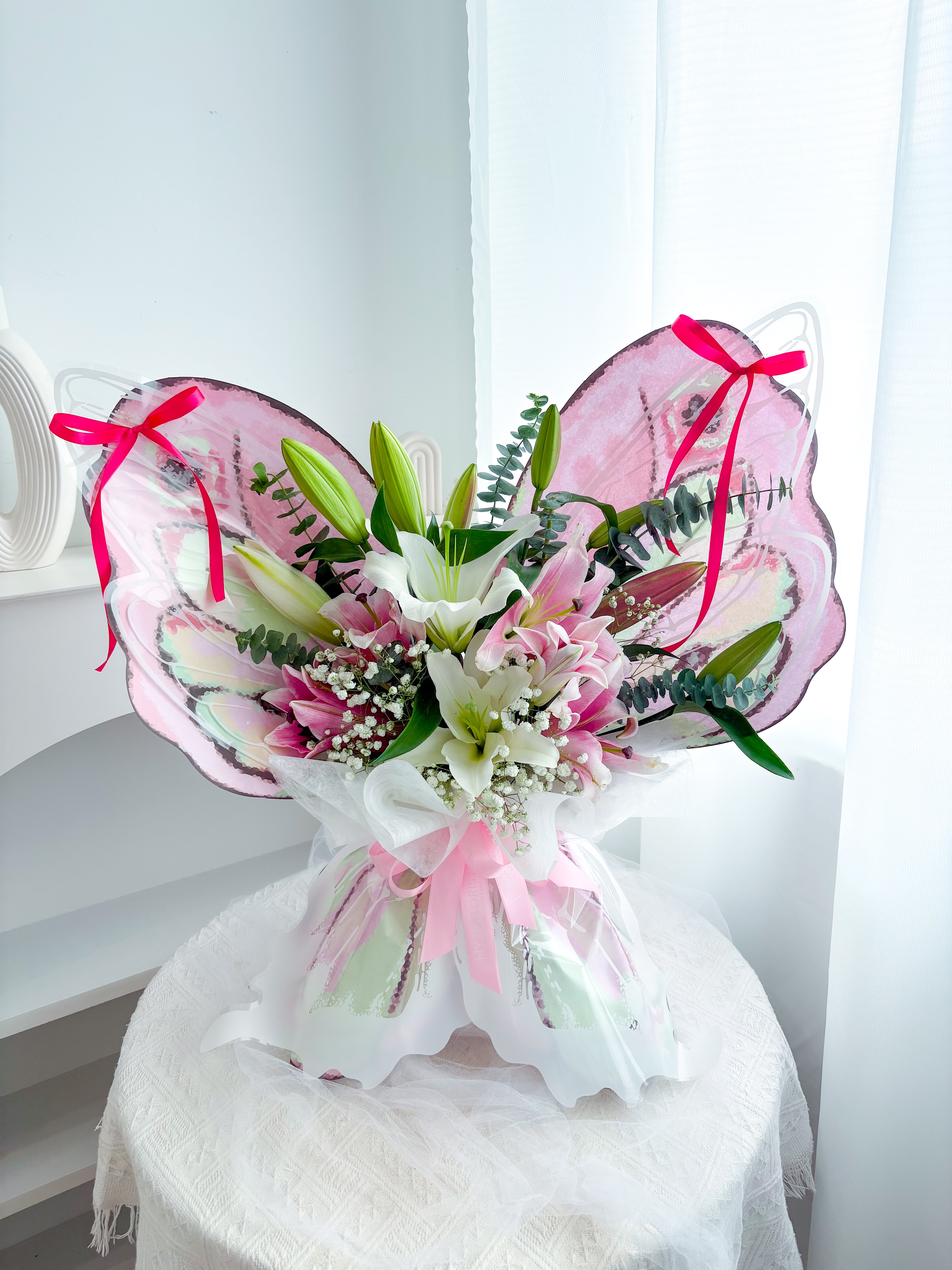 Fresh Lilies Butterfly Set
