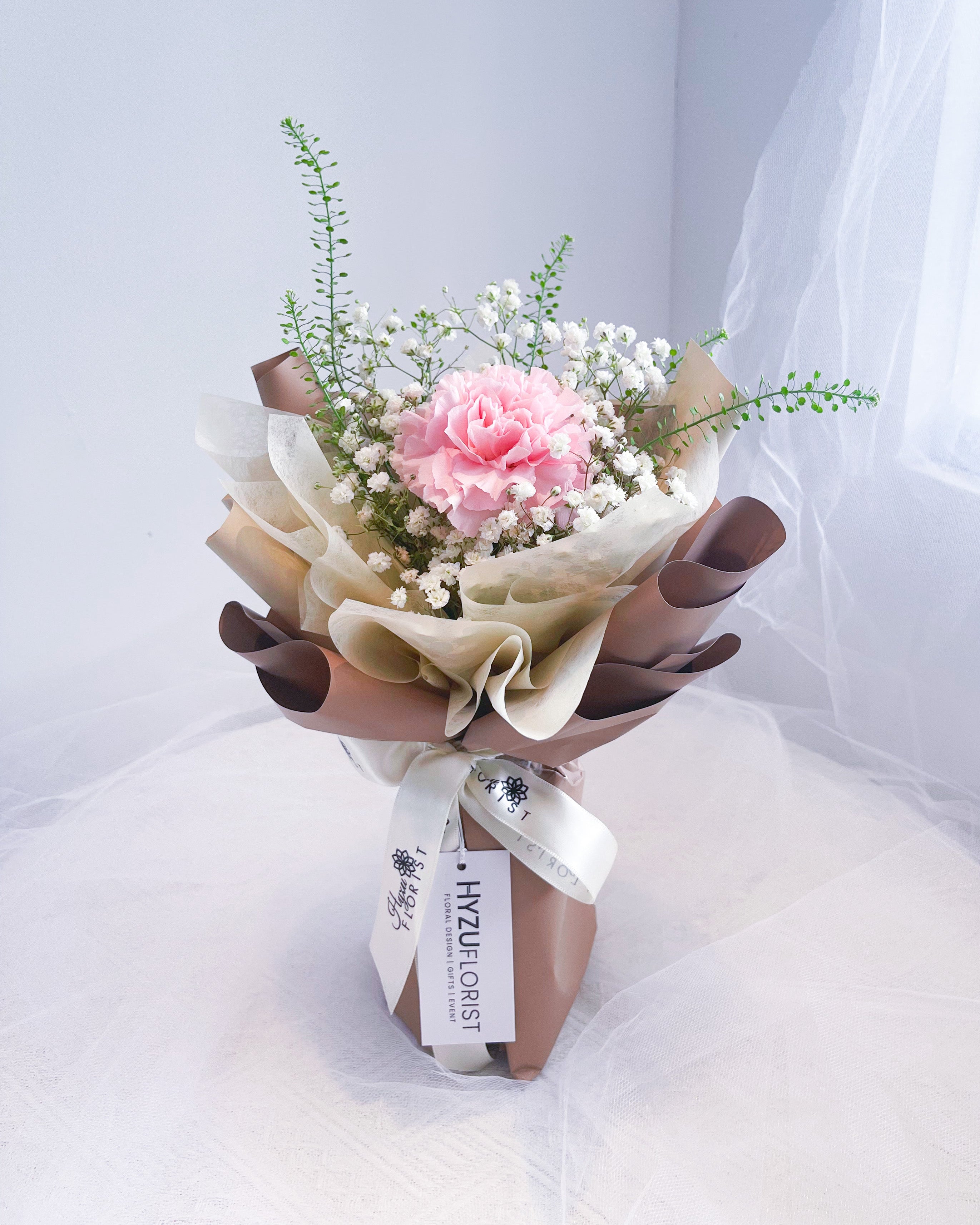 Single Fresh Carnation Bouquet
