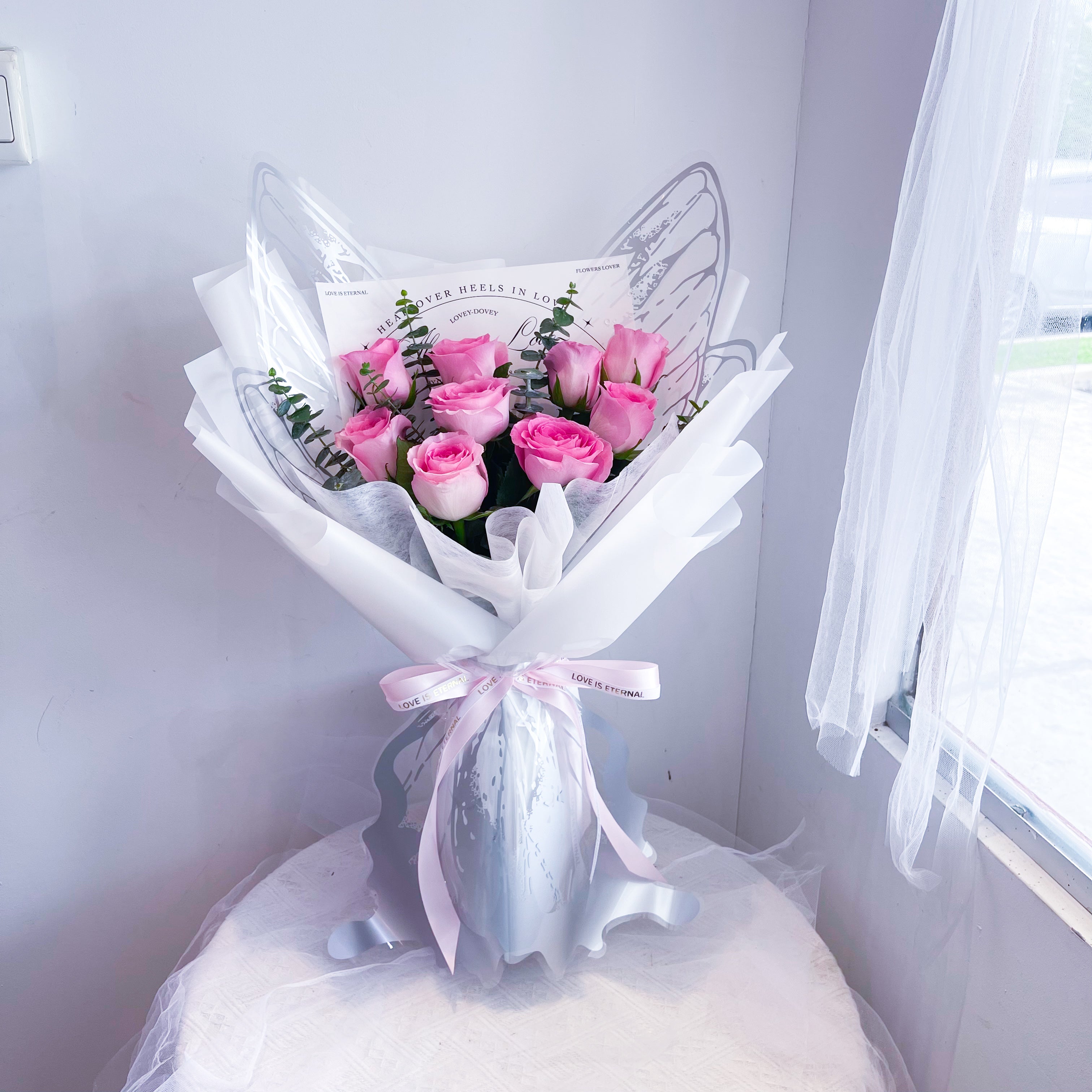 Fresh Roses Butterfly Bouquet