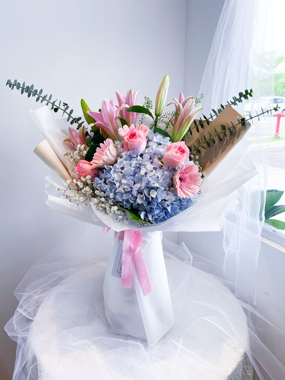 Fresh Hydrangea Mix Bouquet