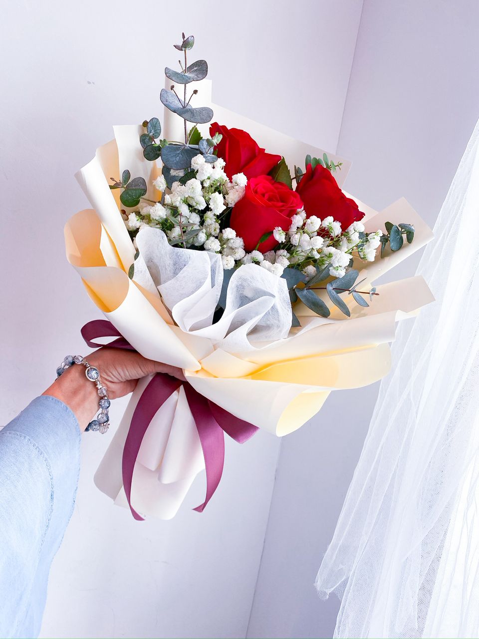 Small Fresh Roses Bouquet