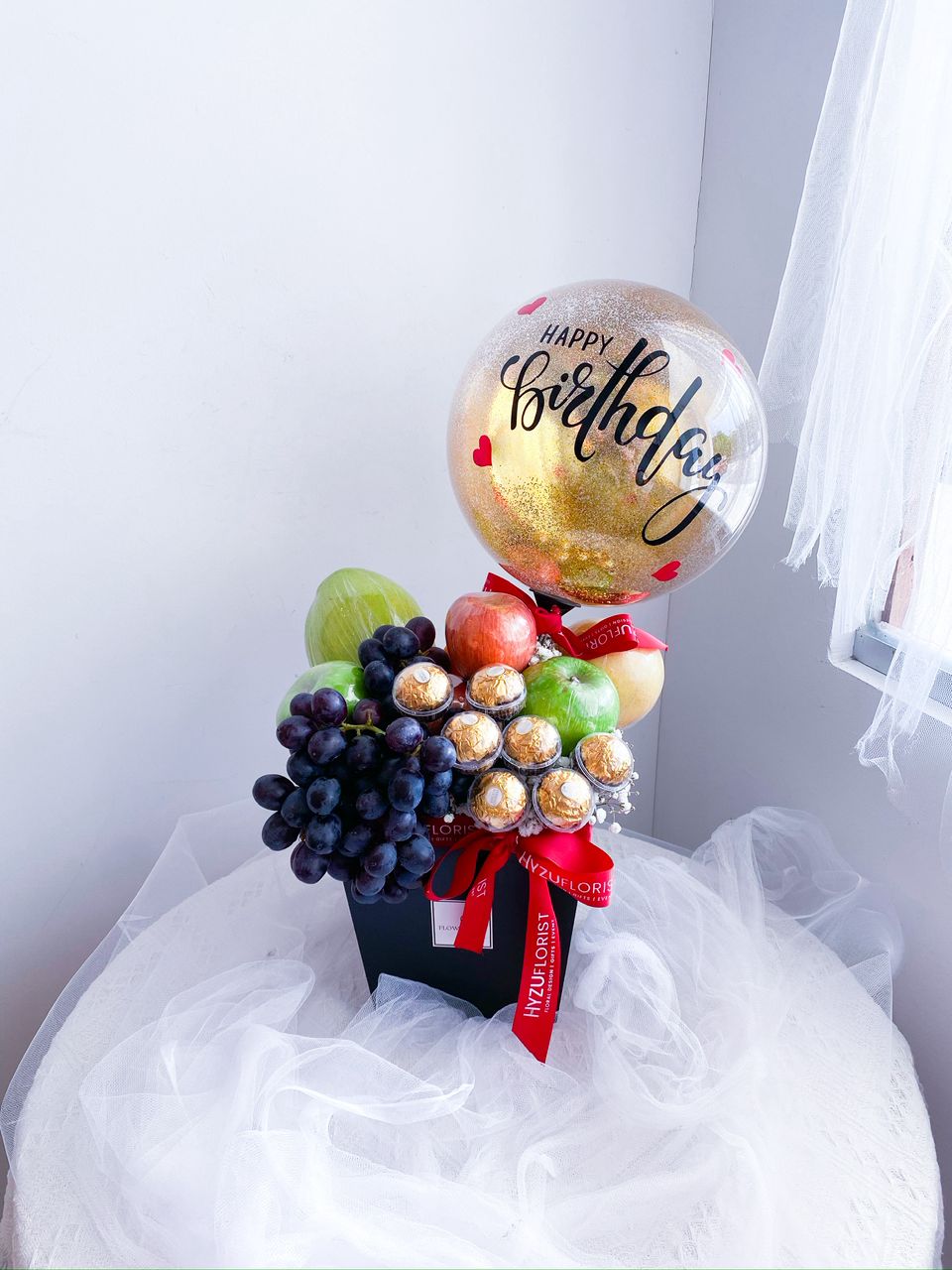 Fruit Box with Ferrero