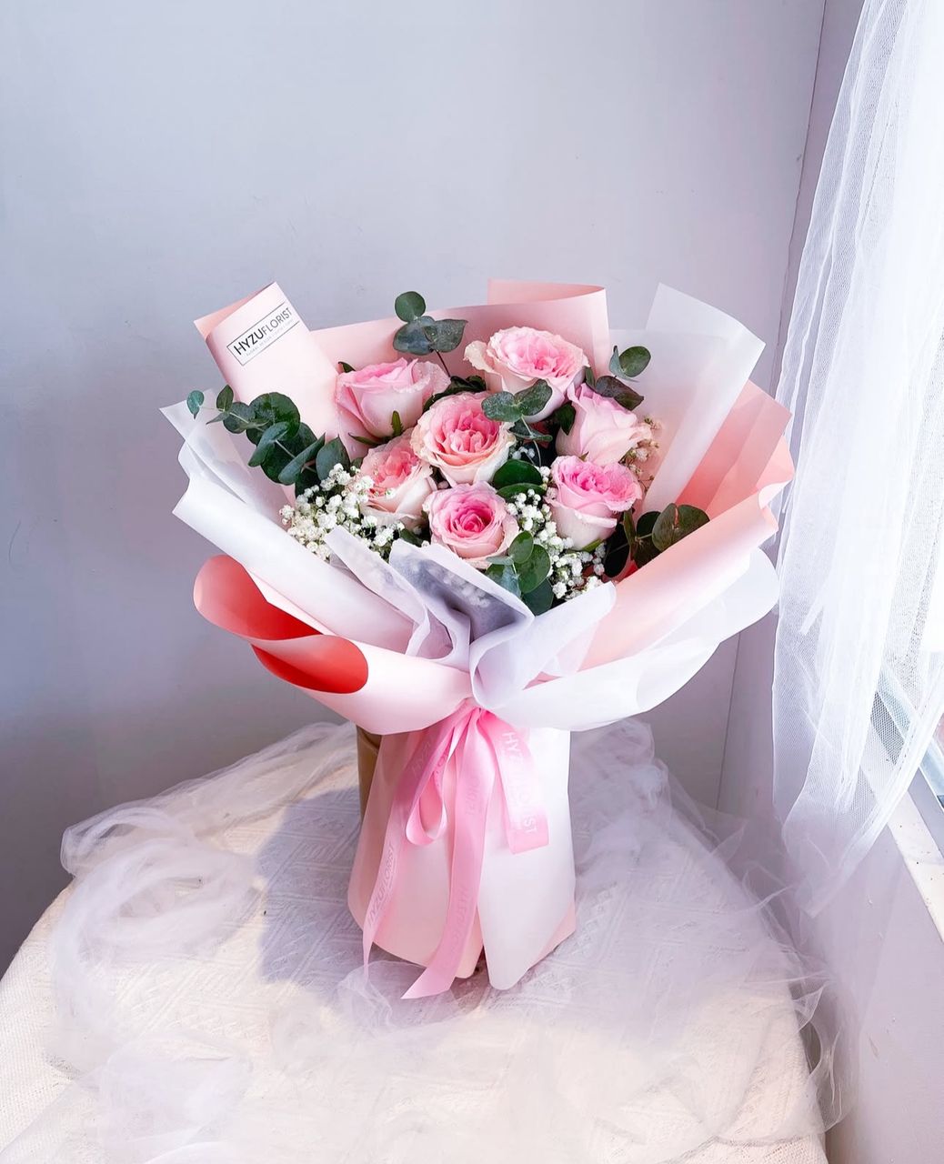 7 Stalks Fresh Roses Bouquet