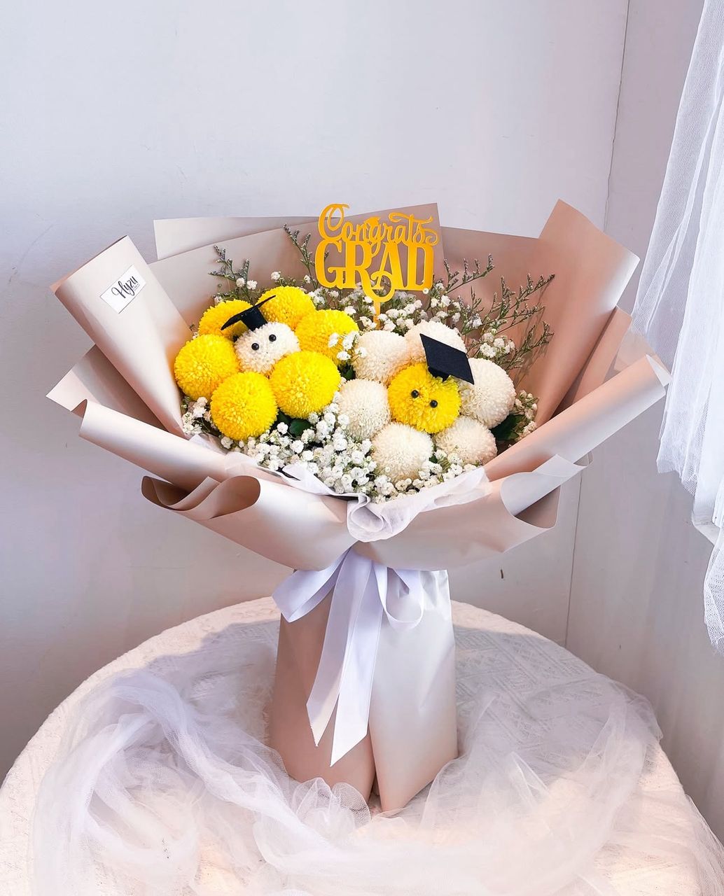Pingpong Twin Sun Bouquet Grad Edition