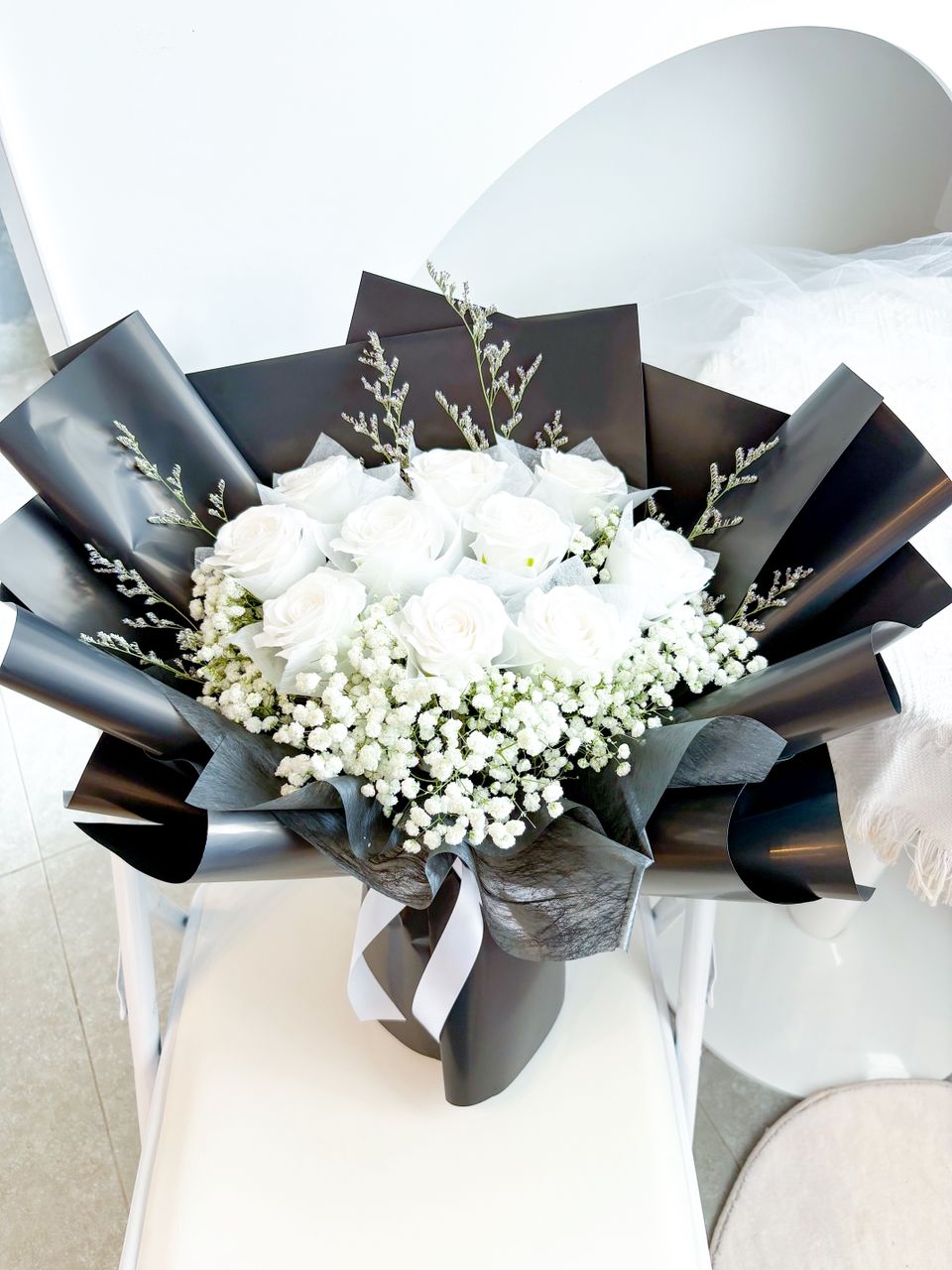Artificial Scented Roses Bouquet Snow Set
